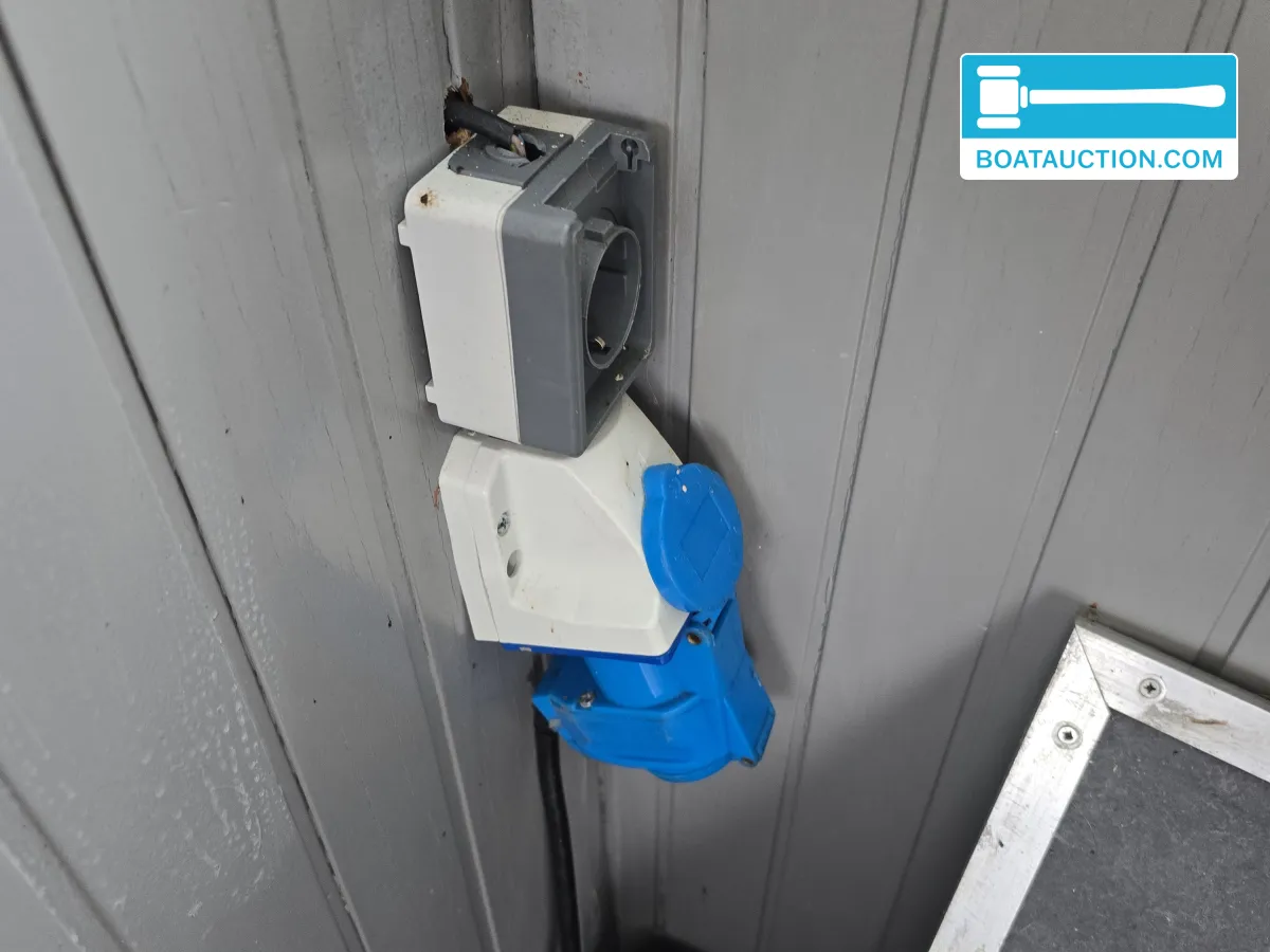 foto: 14 Motorboat 1100