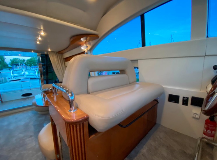 foto: 6  Azimut 52   Flybridge 