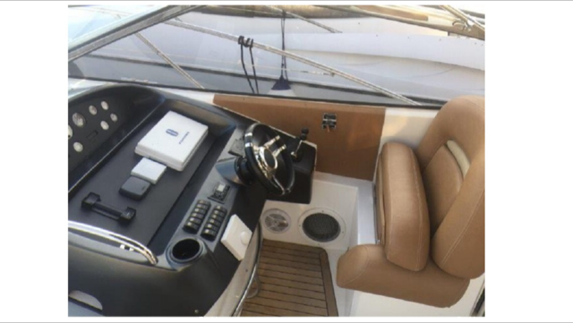 foto: 23 Sunseeker Portofino 46