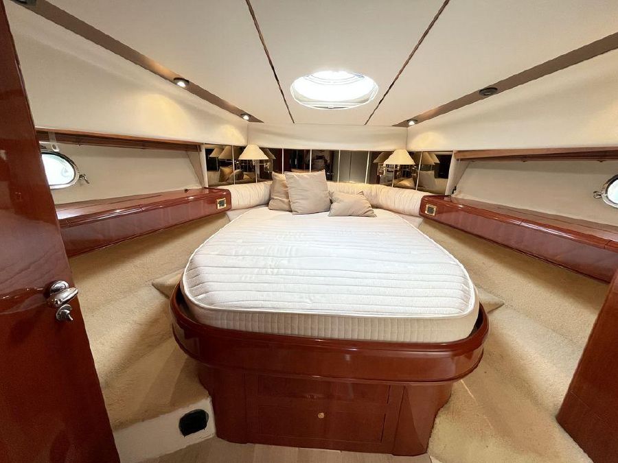 foto: 22 Fairline  Squadron 50