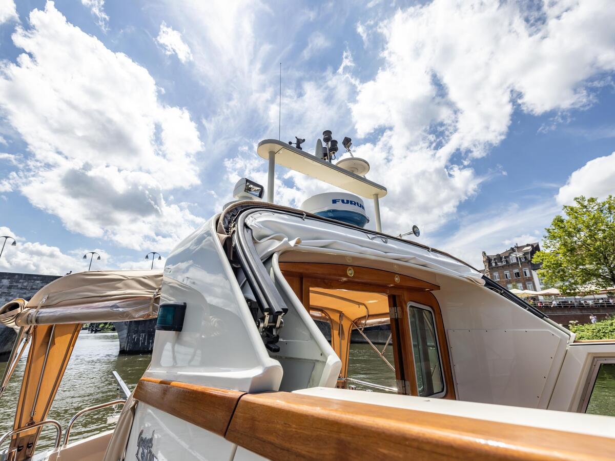 foto: 102 Linssen  Grand Sturdy 500 Variotop