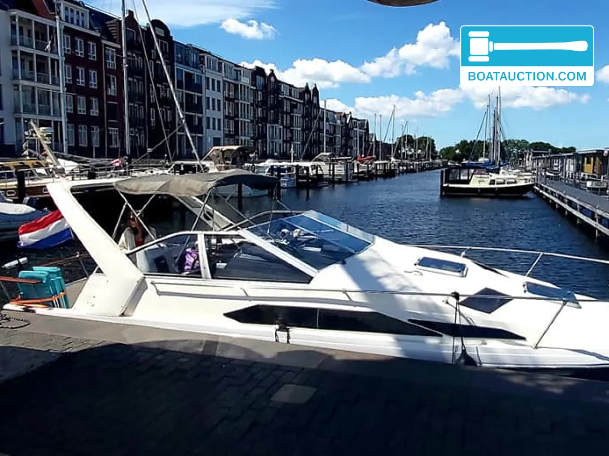 foto: 21 Bayliner 2655 wide body