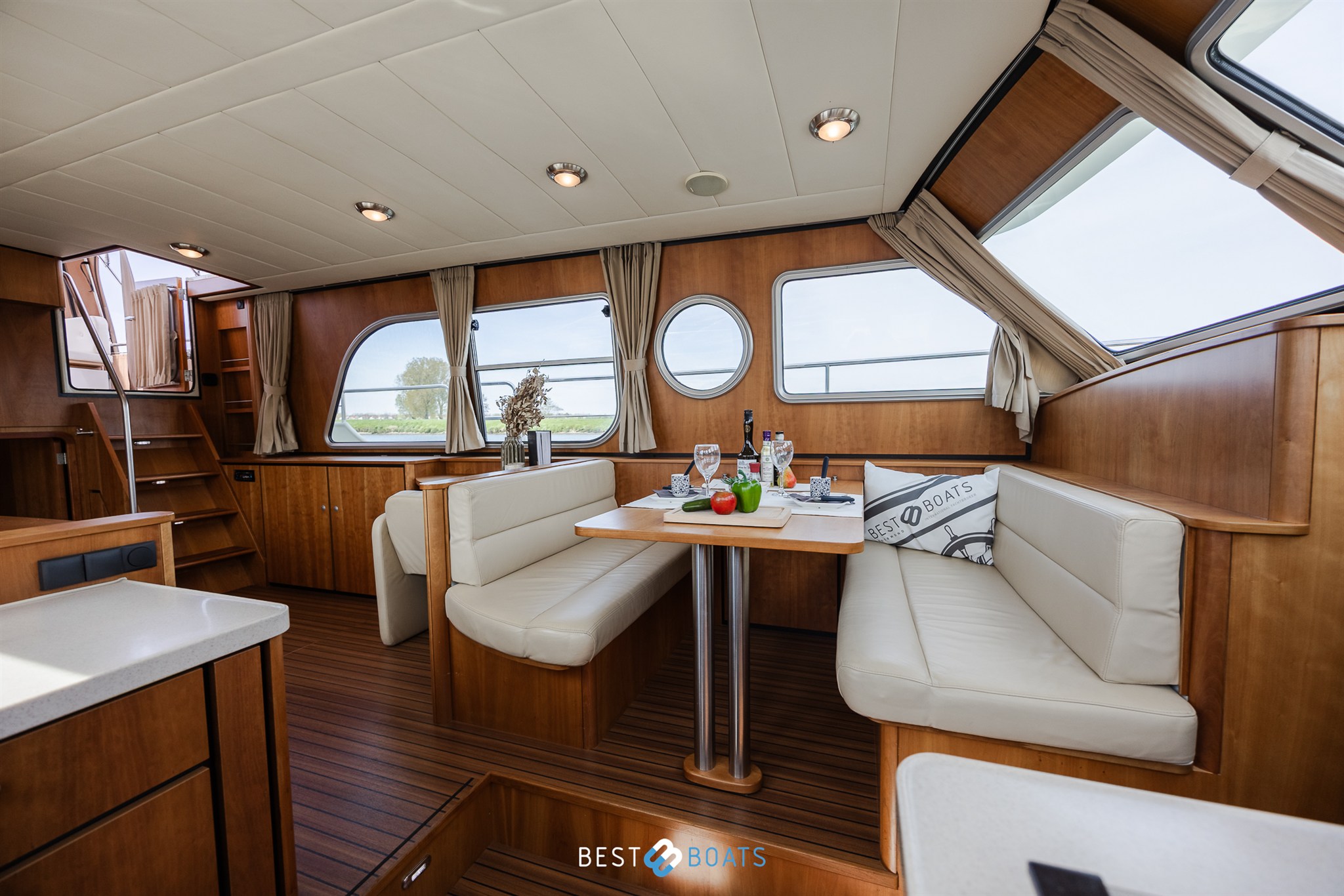 foto: 55 Linssen Grand Sturdy 43.9 AC