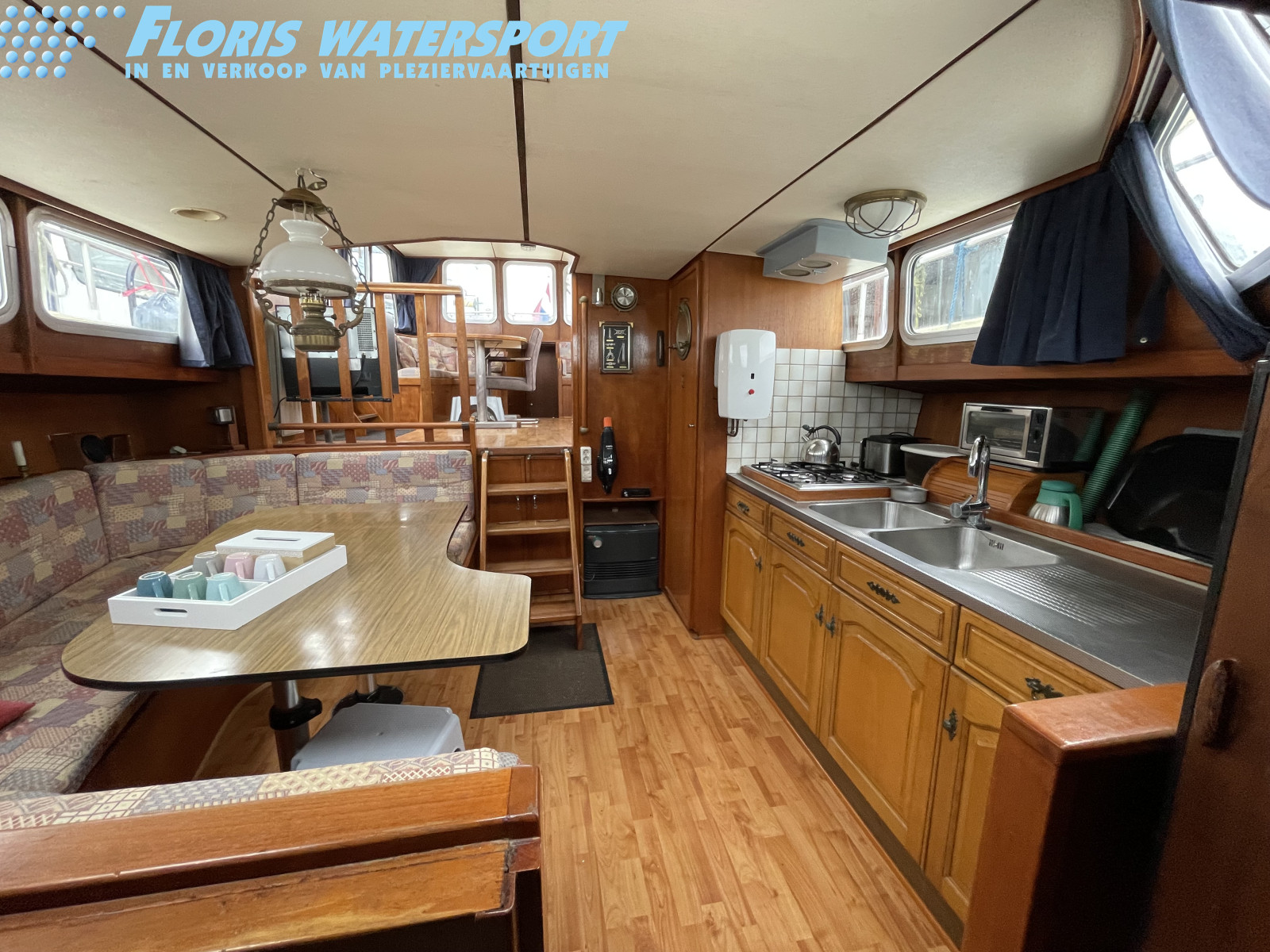 foto: 16 Van Brussel trawler 1380