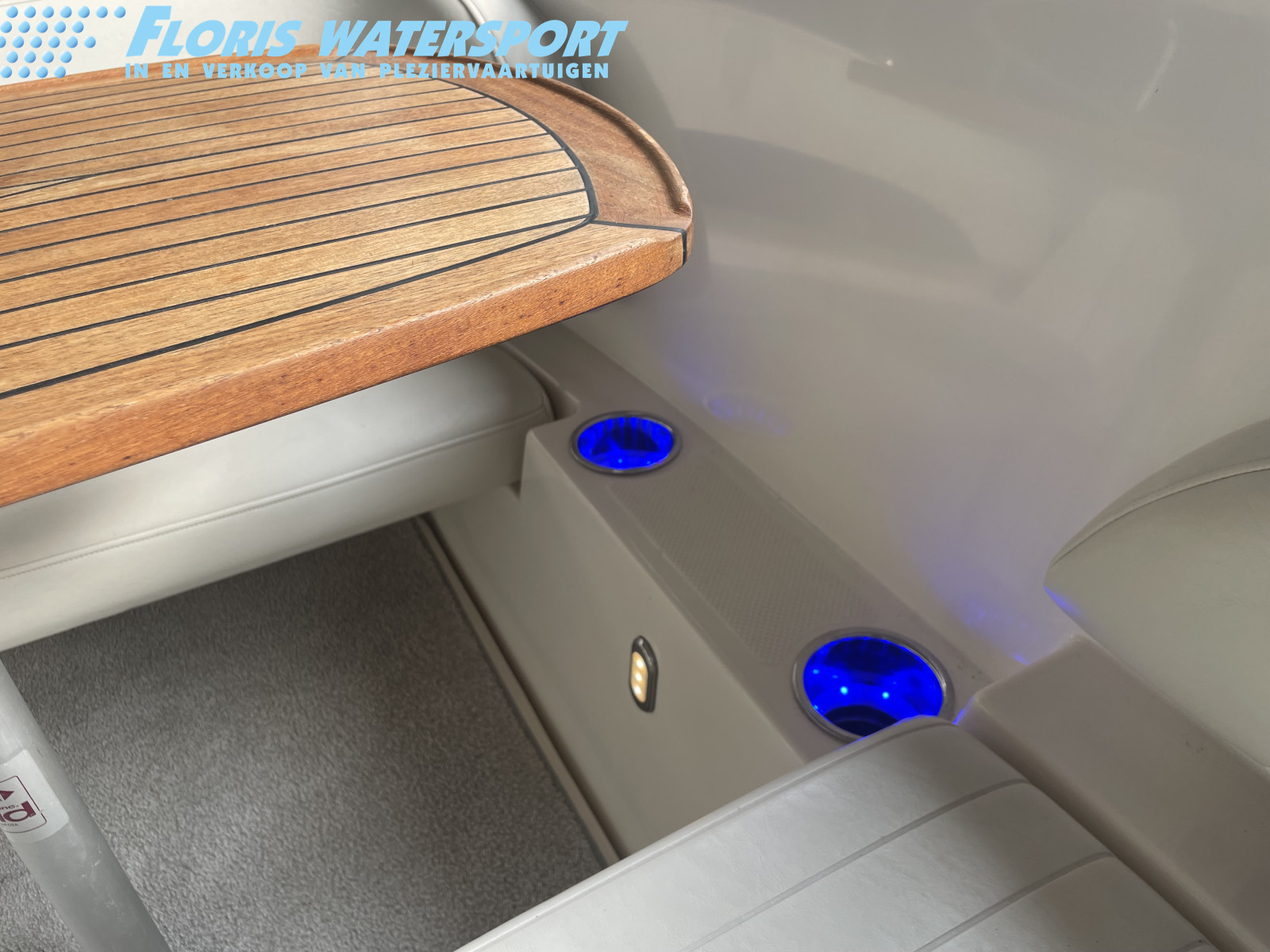 foto: 15 Bayliner  265