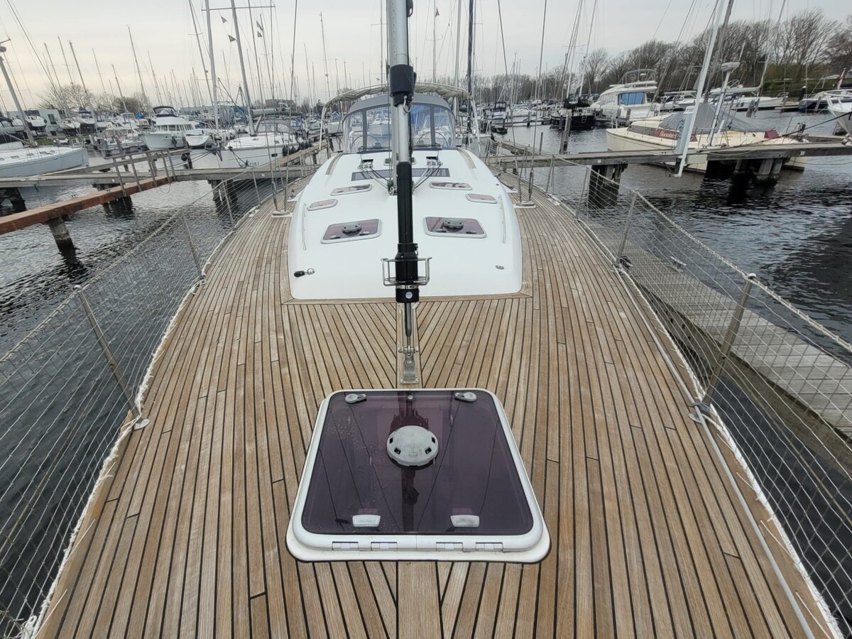 foto: 35 Beneteau Oceanis 54