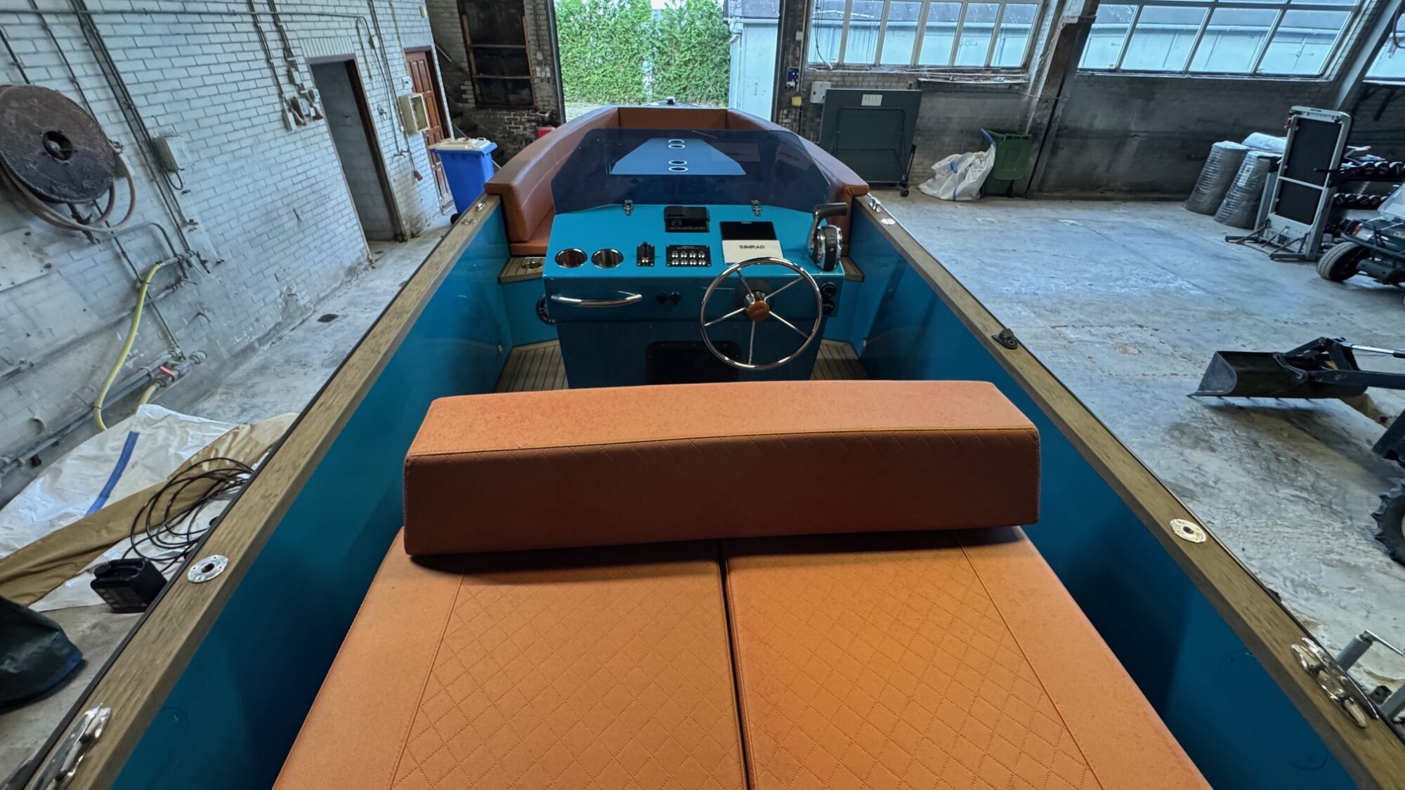 foto: 38 Futuro Boats Futuro ZX-20L Tender