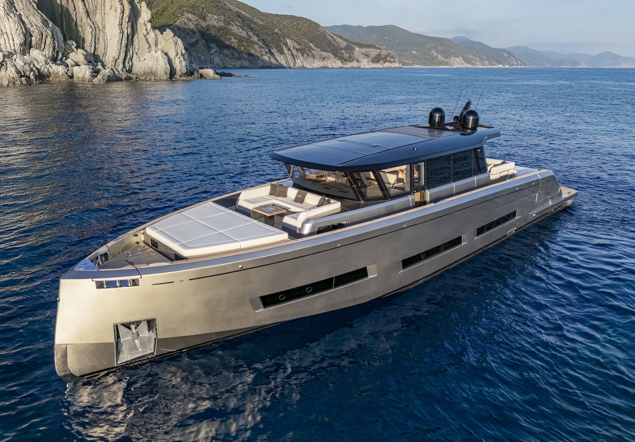 foto: 93 Pardo Yachts Gt 75 - New