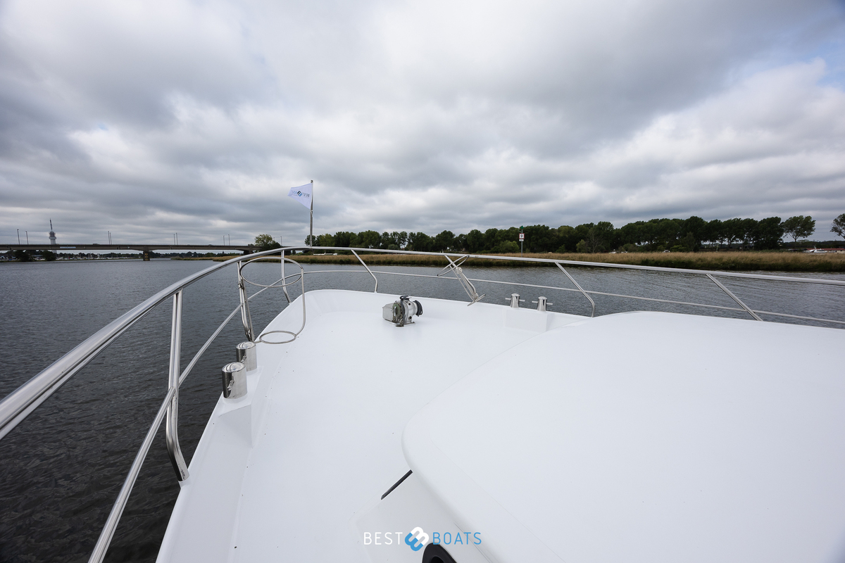 foto: 37 Valkkruiser Content 1300