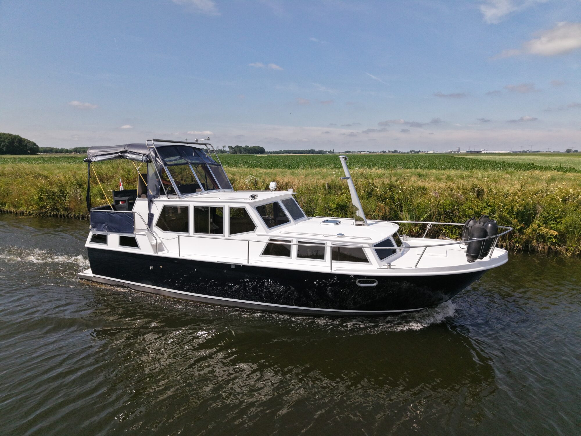foto: 4 Vechtkruiser Vechtkruiser 10.50 AK Cabrio