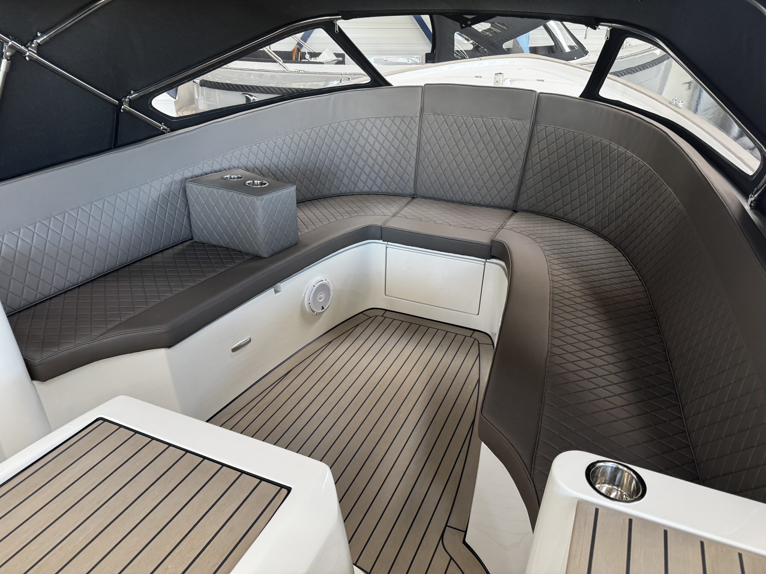 foto: 13 Antaris Sixty7 (op voorraad)