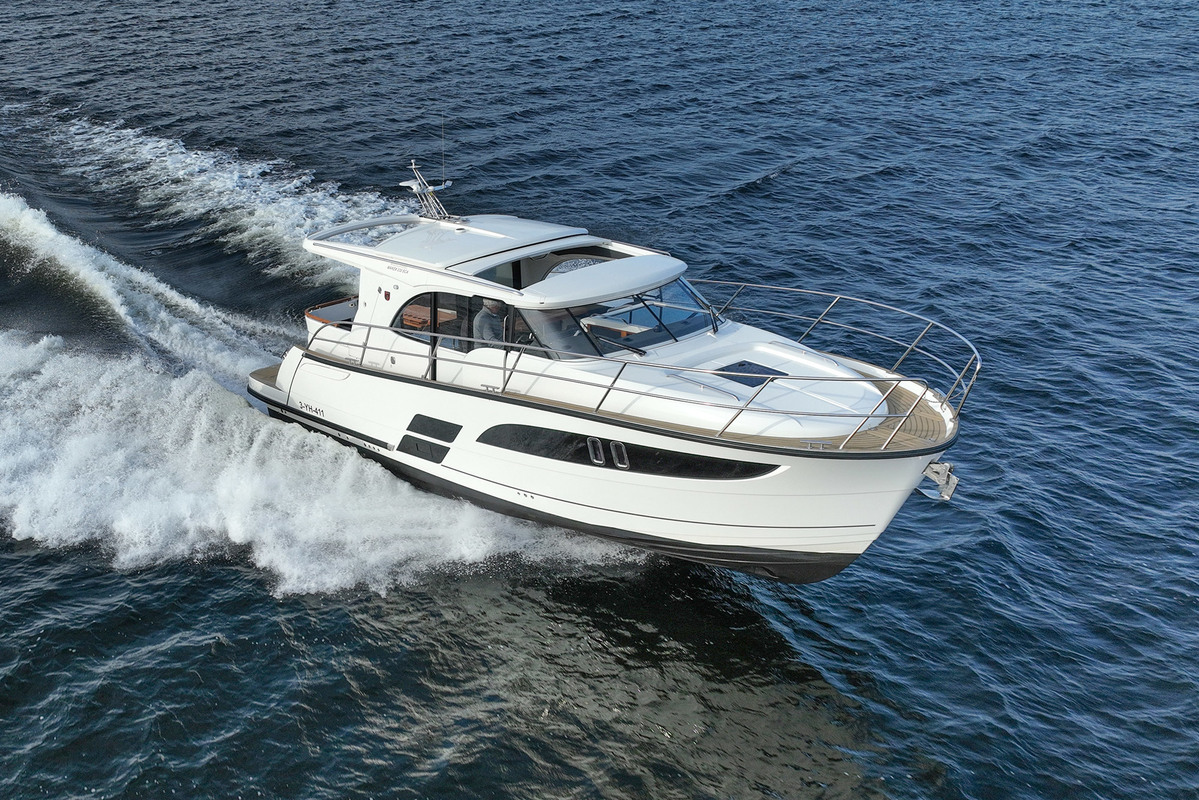 foto: 90 Marex 330 Scandinavia (2024)