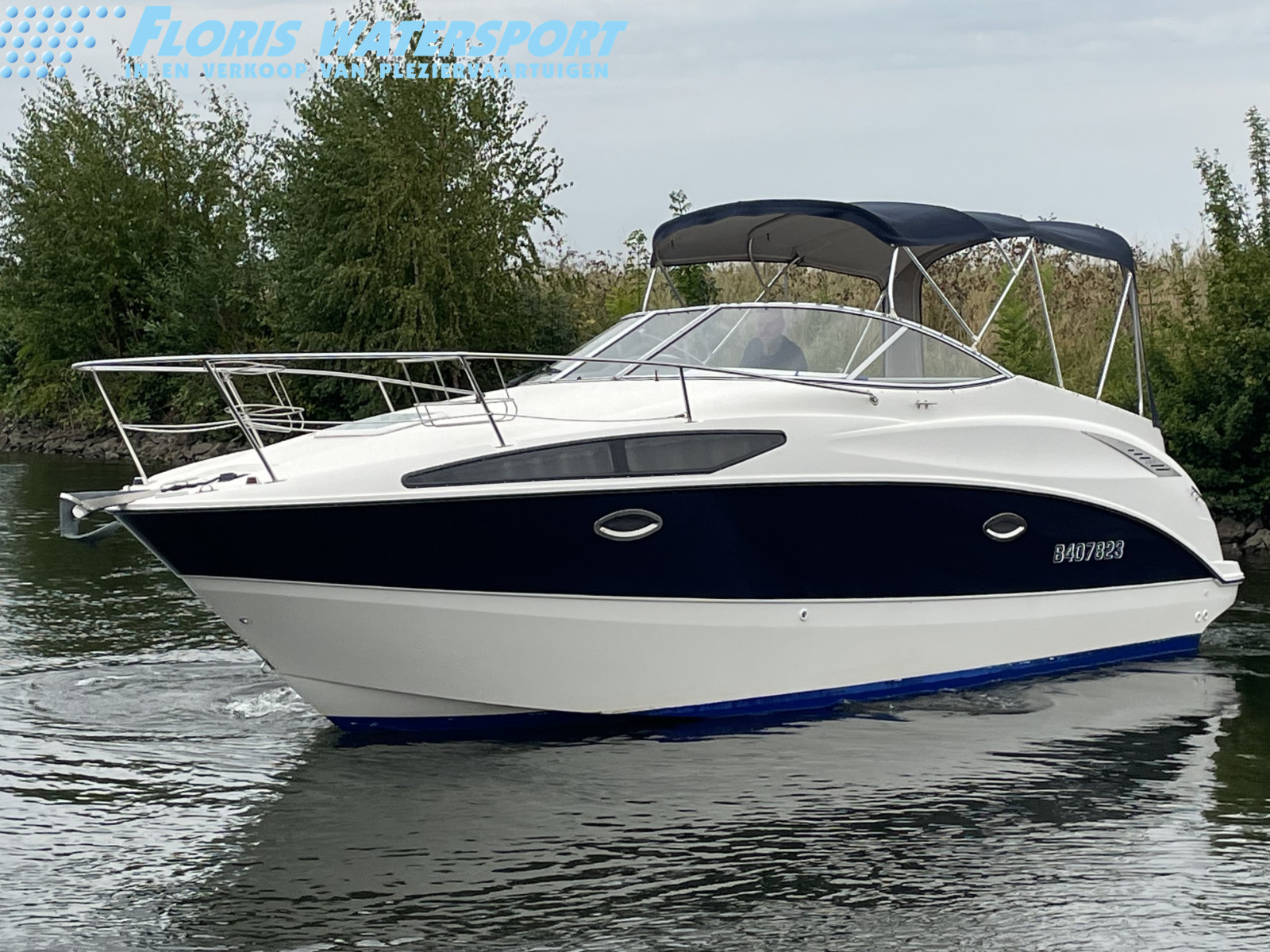 Bayliner  265