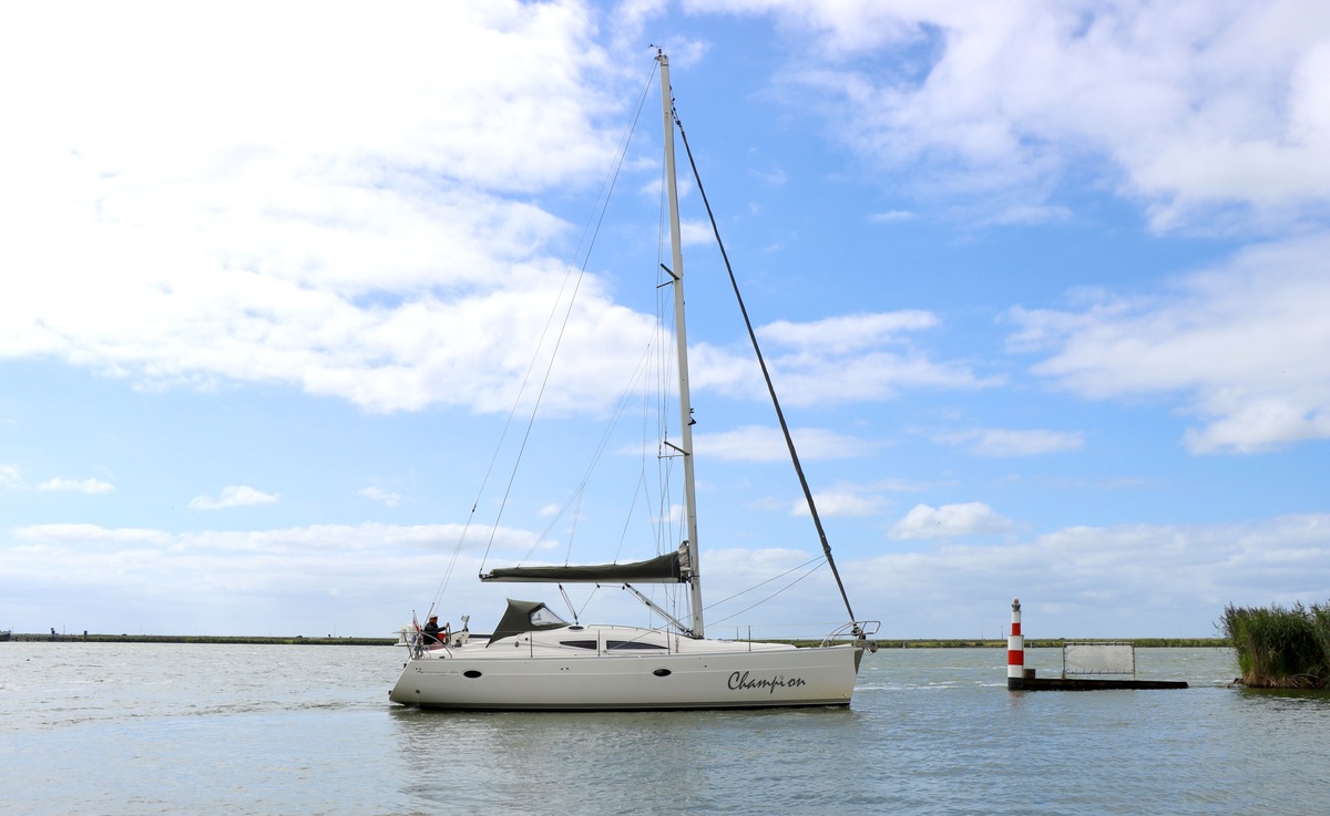 foto: 35 Elan 384 impression