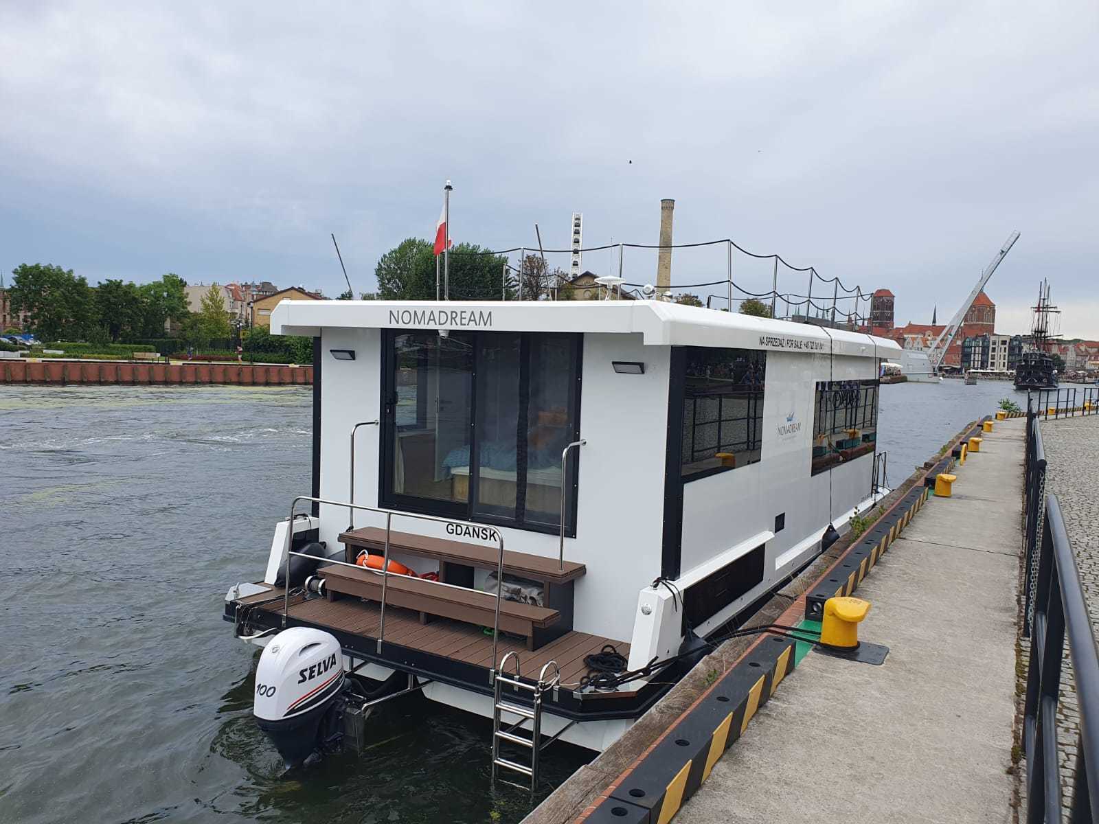 foto: 29 Nomadream Cat-House 1200 Double Decker Houseboat