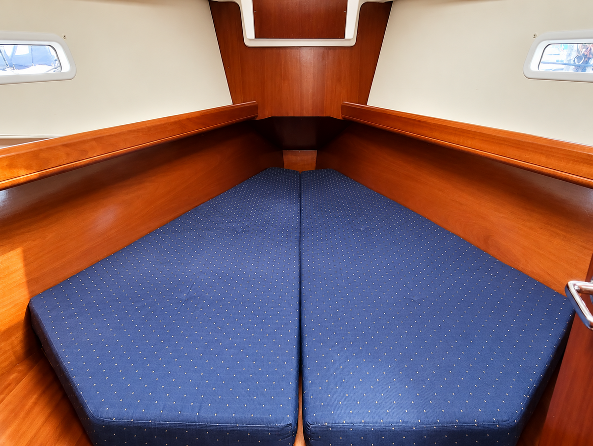 foto: 29 Beneteau Oceanis 373 Clipper
