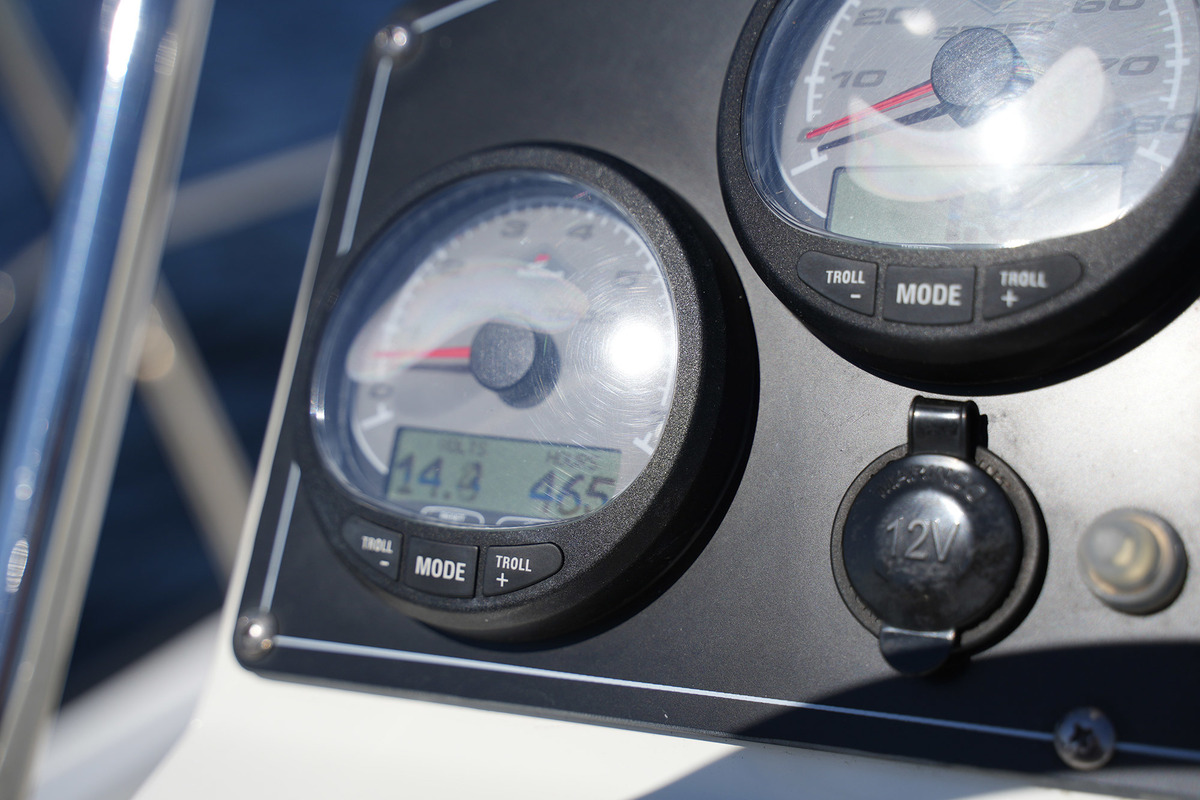 foto: 24 Boston Whaler 190 Montauk