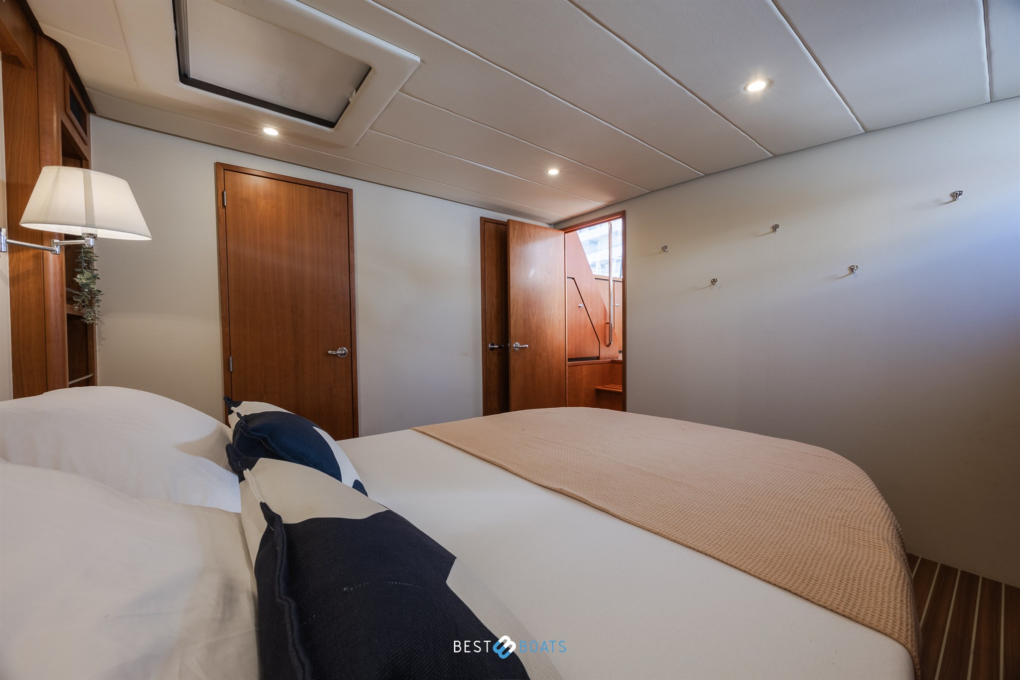 foto: 51 Linssen Grand Sturdy 43.9 AC