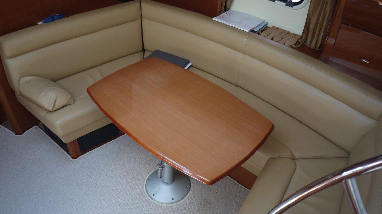 foto: 6 Prestige 38 S Hard Top