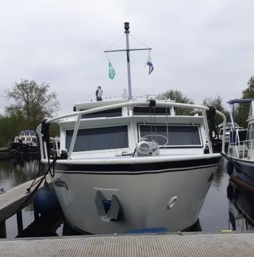 foto: 6   Target 10.5 motorkruiser