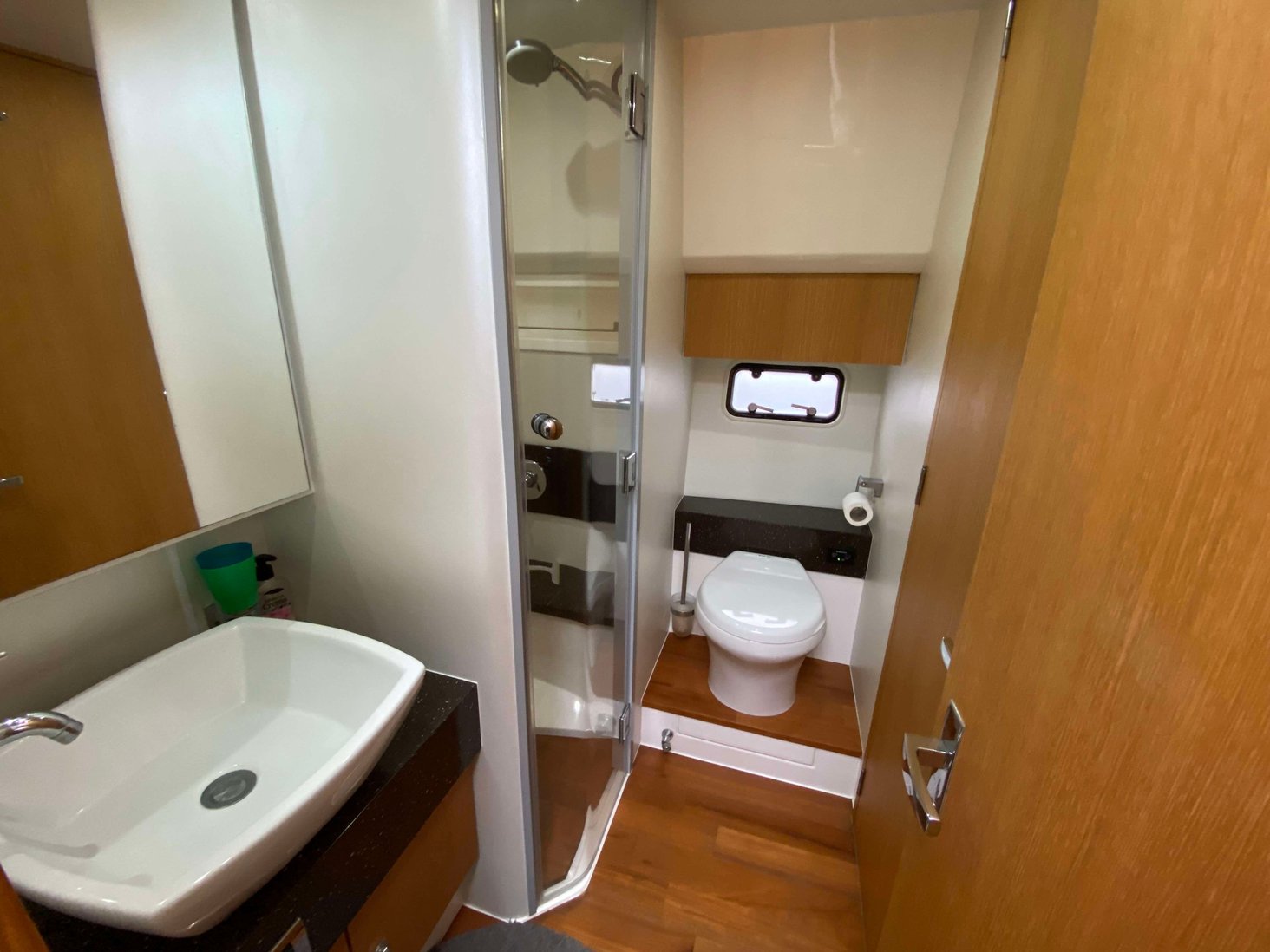 foto: 18 Fairline Squadron 42