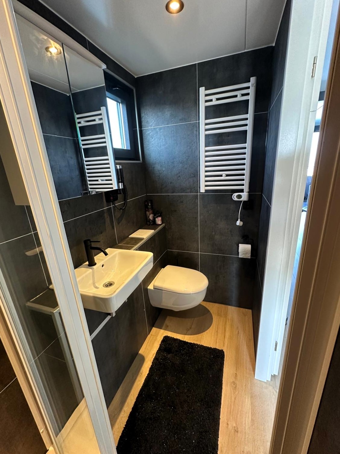 foto: 16 Havenlodge Castalia Houseboat Met Ligplaats