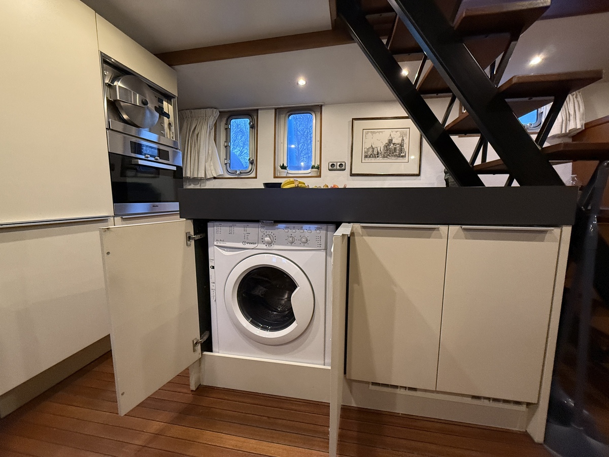 foto: 34 Ex-Patrouille Vaartuig Varend Woonschip