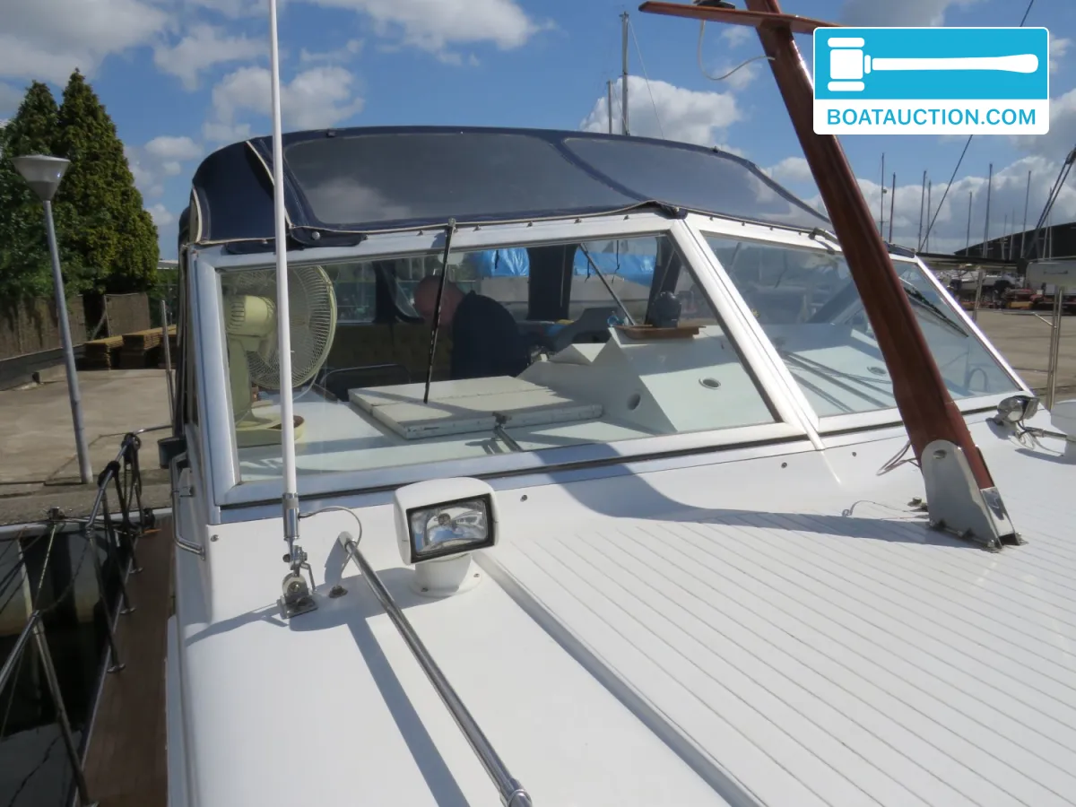 foto: 23 Chris Craft Catalina 35 DC