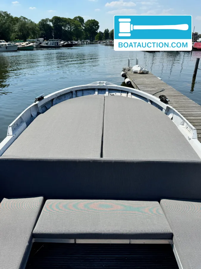 foto: 9 Pontoon M4