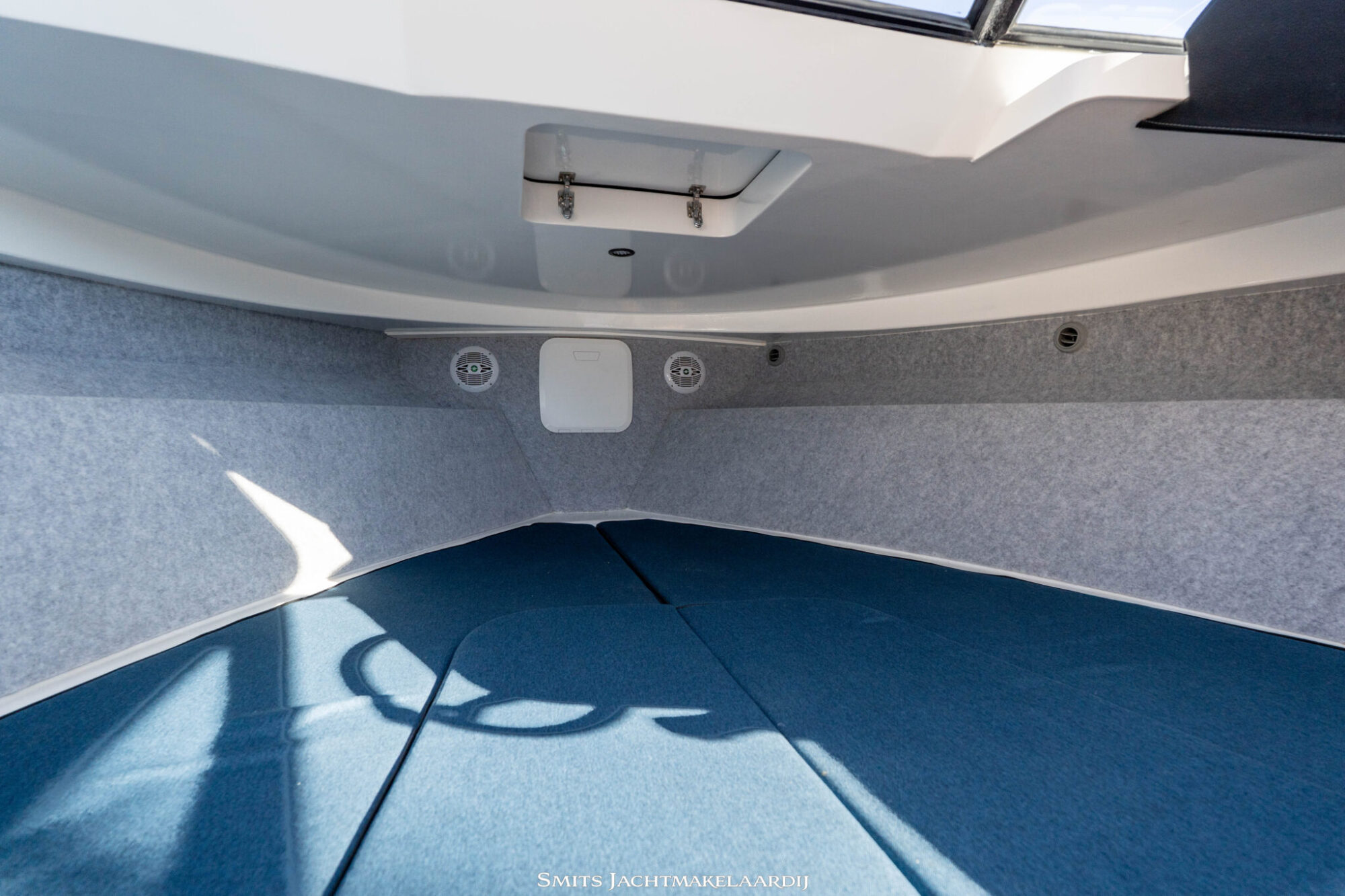 foto: 30 Bertram Bertram 25