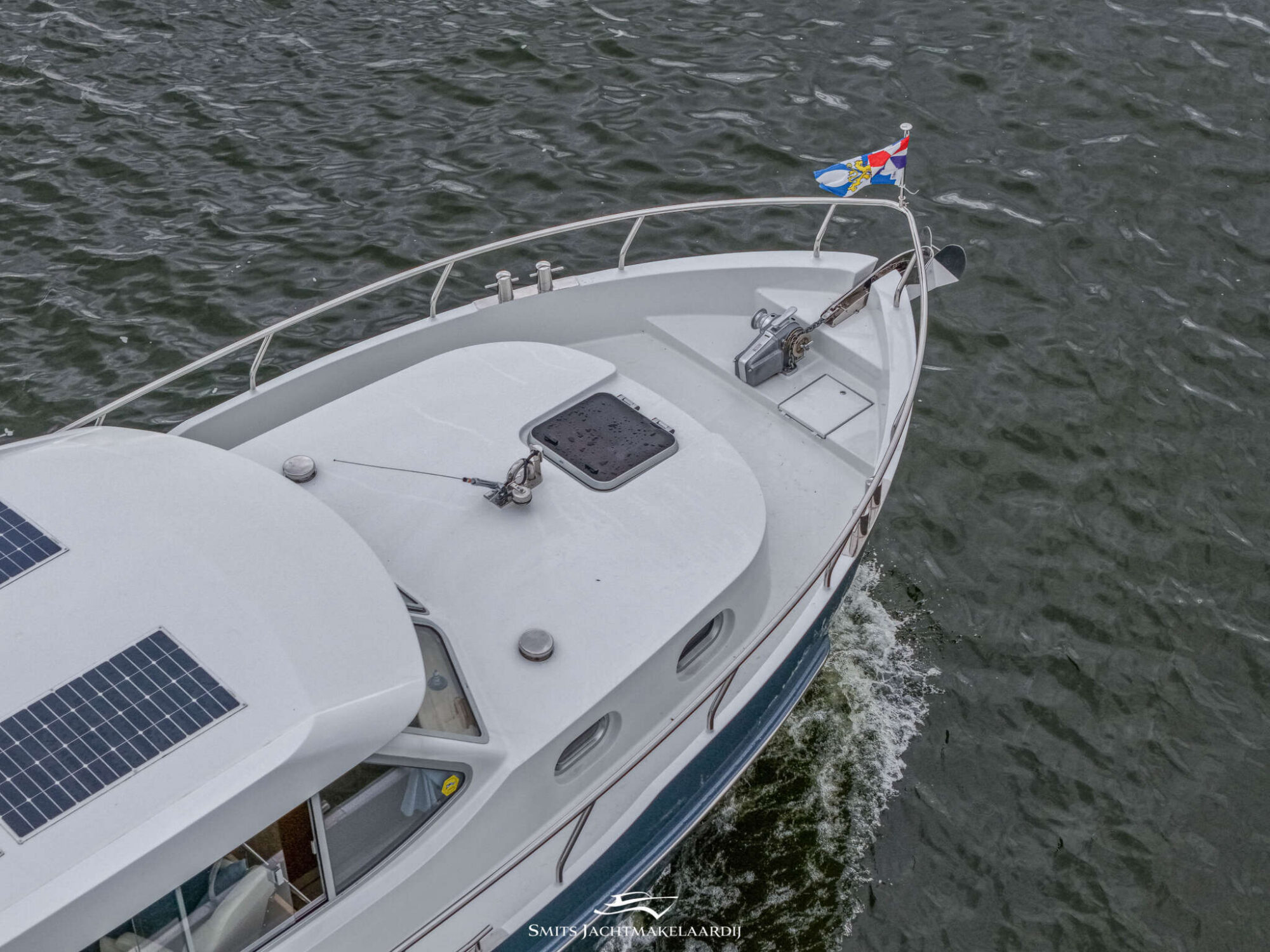 foto: 58 Vedette Vedette 33 Salon Comfort Line