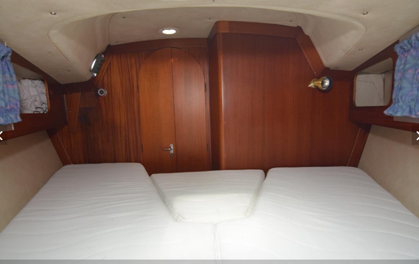 foto: 6 Storebro  33 Royal