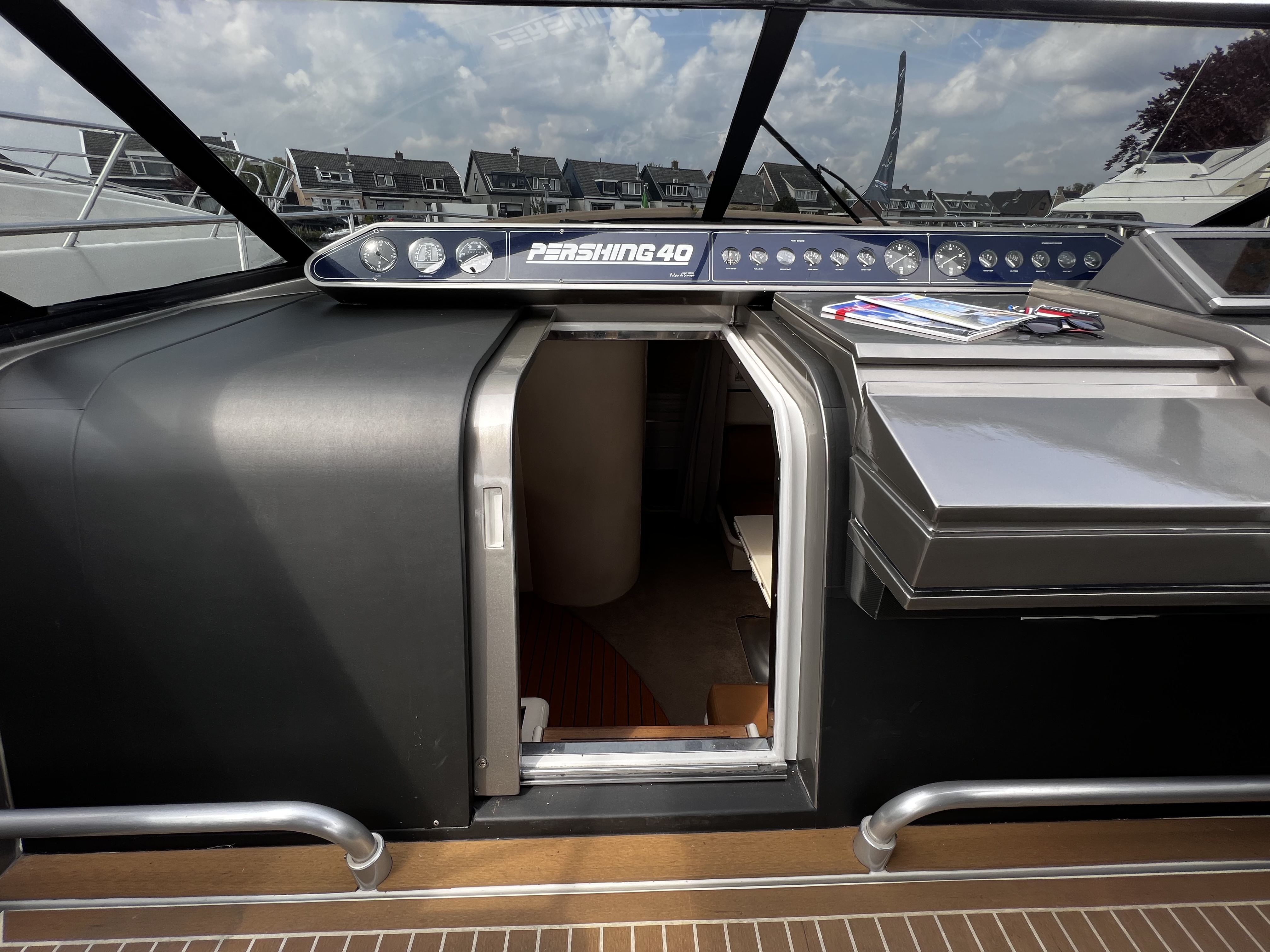 foto: 30 Pershing 40