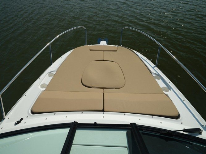 foto: 8 Sea Ray Sun Sport 230