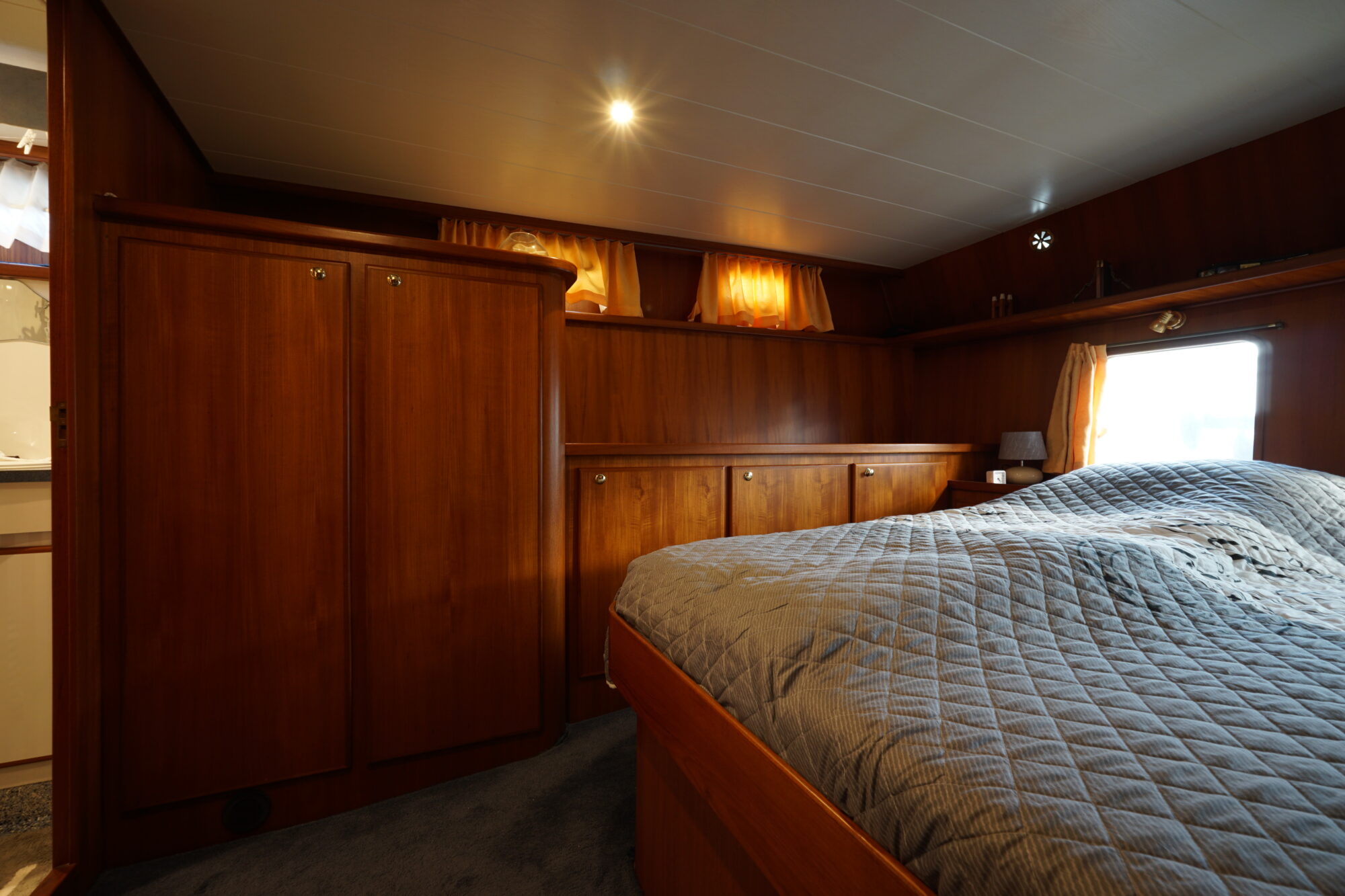 foto: 98 Privateer Privateer 40 XL Cabrio