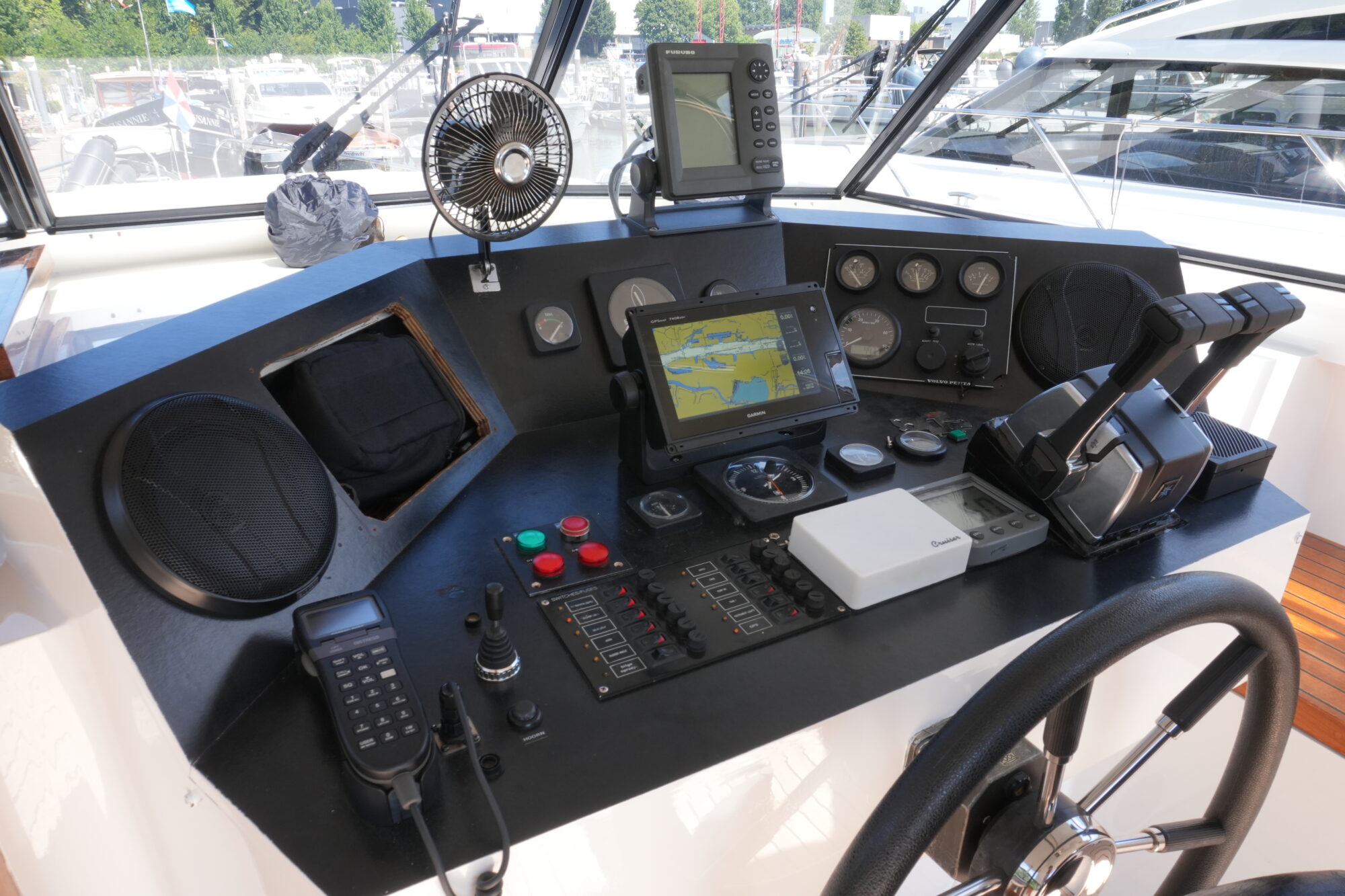 foto: 79 Valkkruiser Valkkruiser Super Falcon 45 Cabrio
