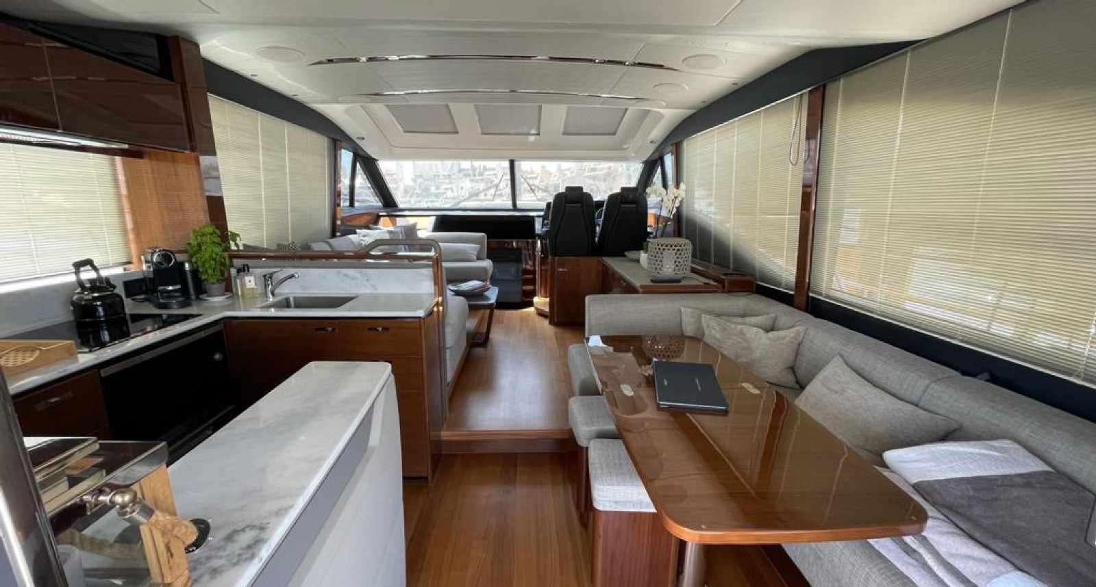 foto: 16 Princess 60 S