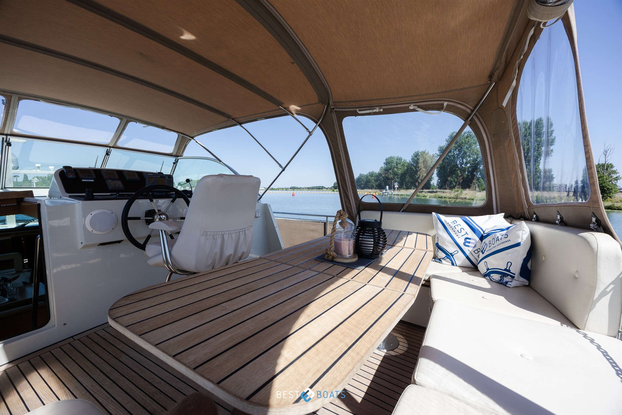 foto: 31 Linssen Grand Sturdy 45.9 AC