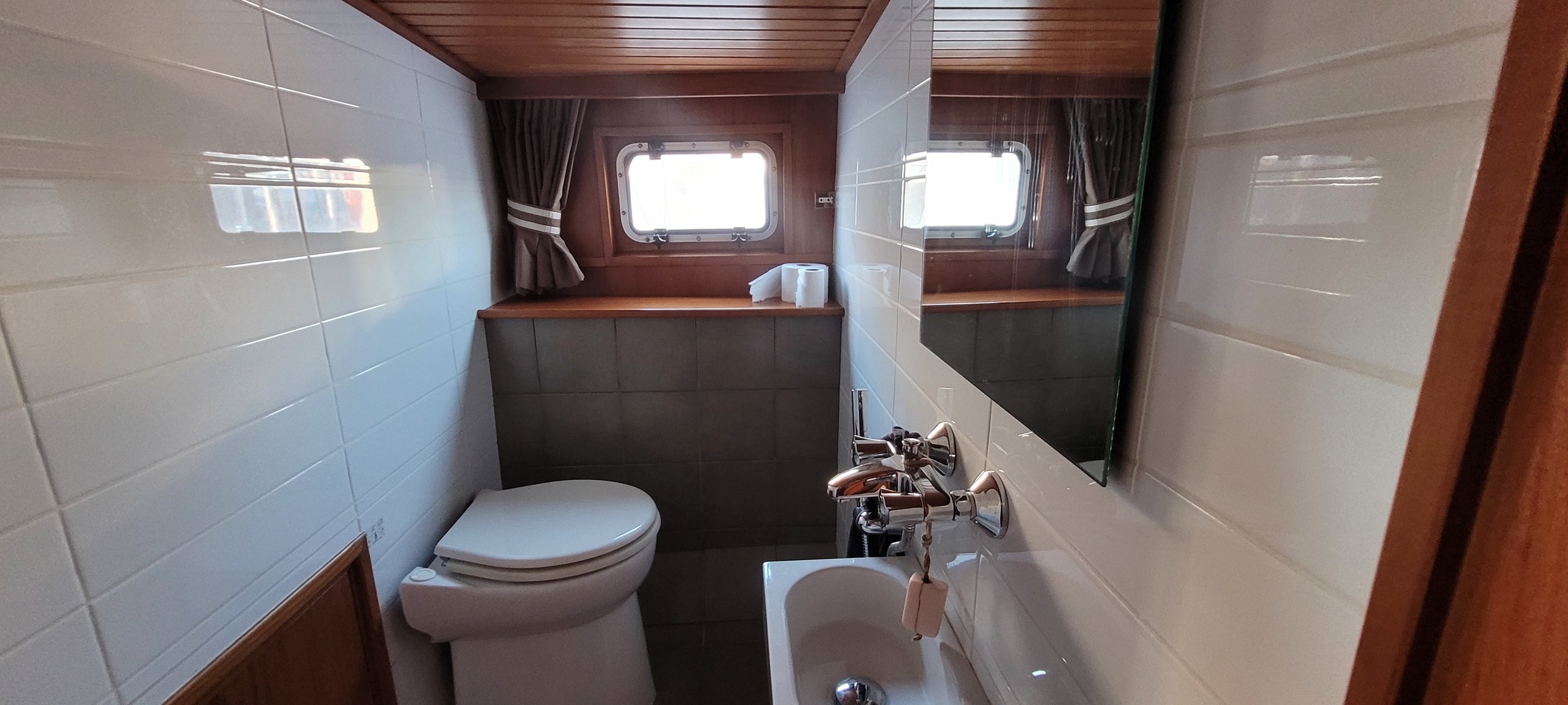 foto: 59 De Ruiter Trawler East Sea Star 12.50