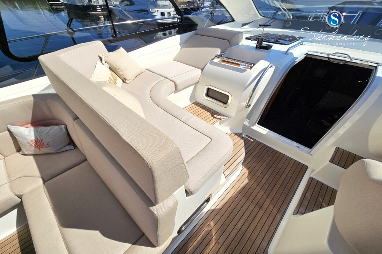 foto: 110 Bavaria 43 HT