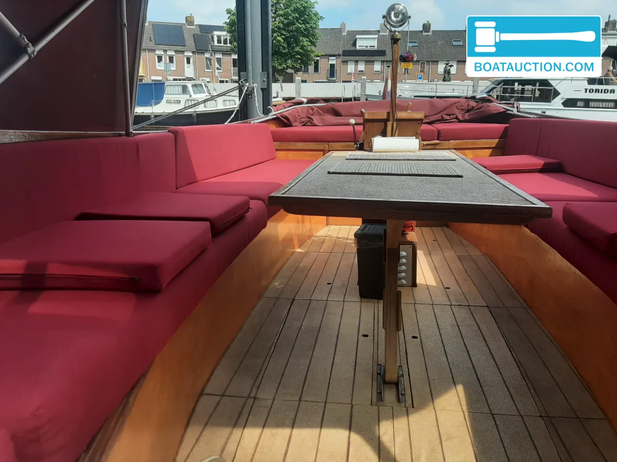 foto: 15 Rescue-boat Sloep