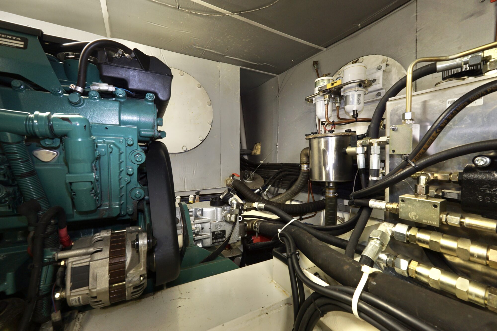 foto: 83 Van den Hoven Van den Hoven Exclusive 18.00 VS