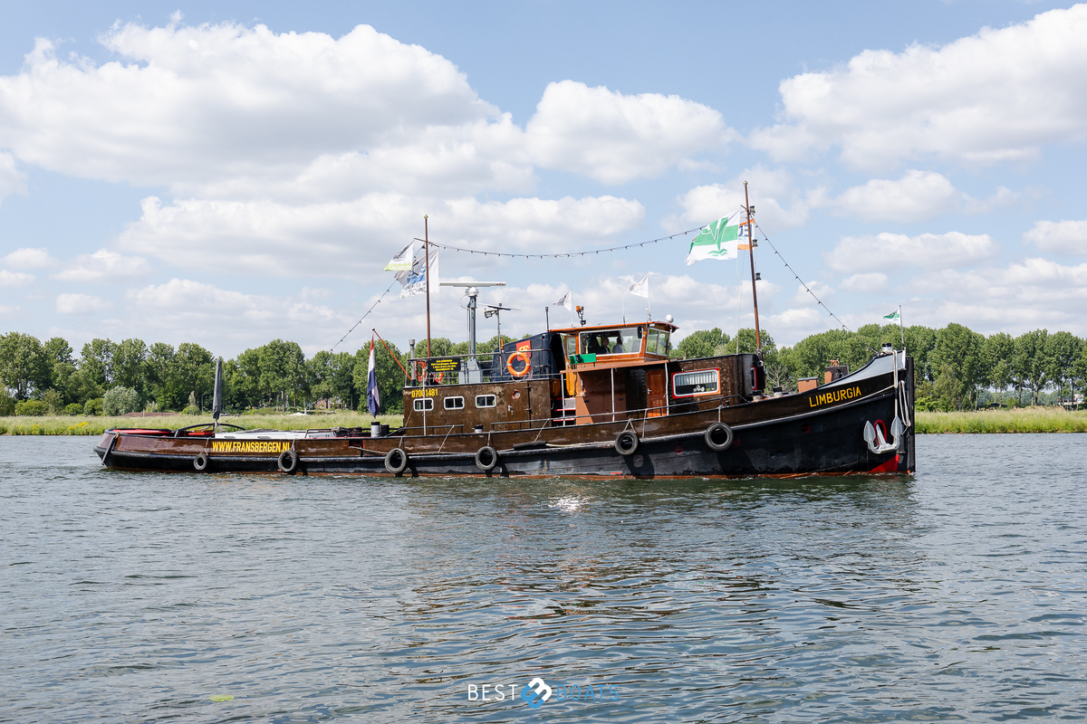 foto: 78 Sleepboot Limburgia 