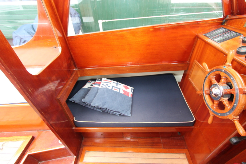 foto: 25 Super Favorite Super Favorite Motorsailor 9.20 OK