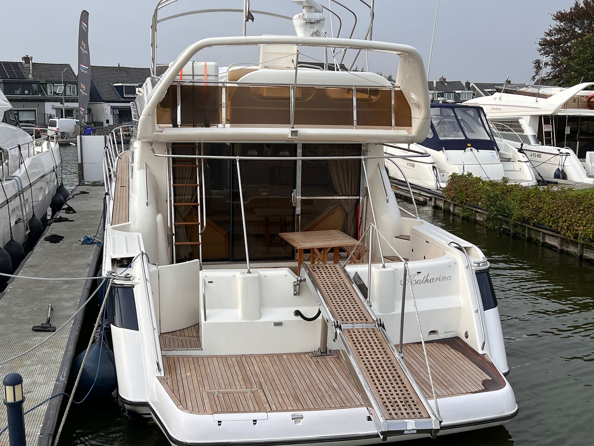 foto: 27 Princess 60 Fly