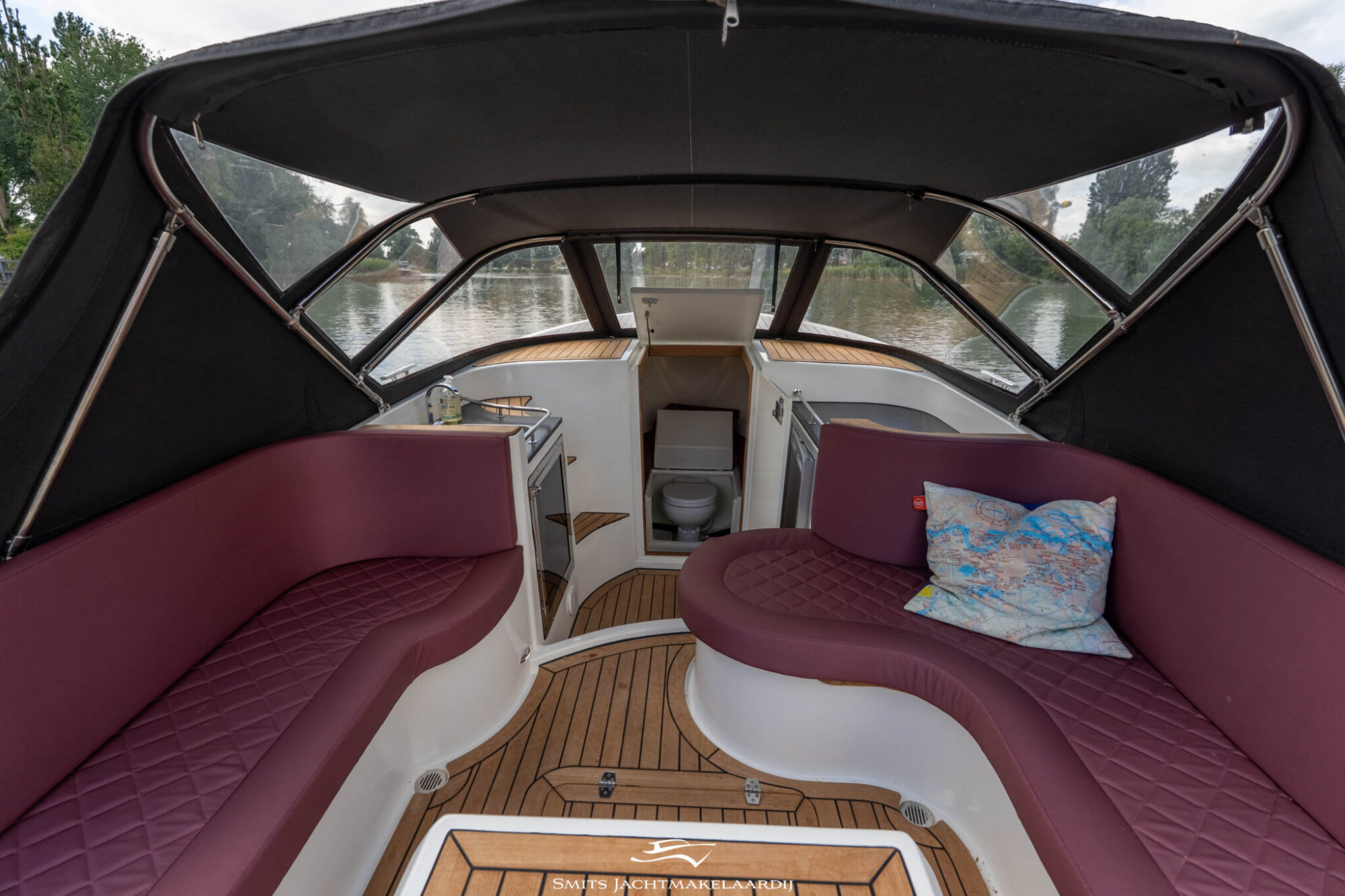 foto: 34 Bola Bola GS Tender 27 Semi Cabin