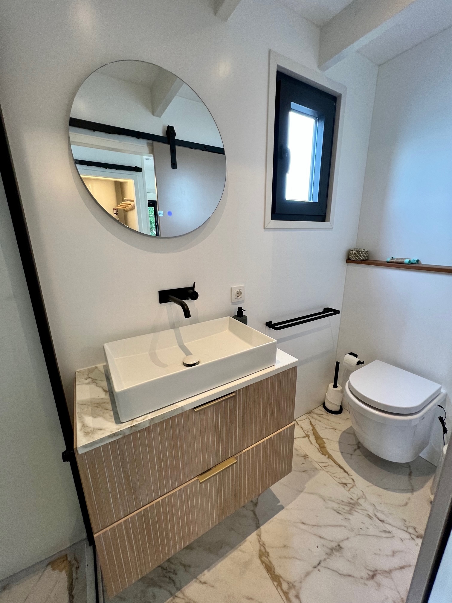 foto: 42 Surla (met Tender) Houseboat 15 Volledig Elektrisch With Charter