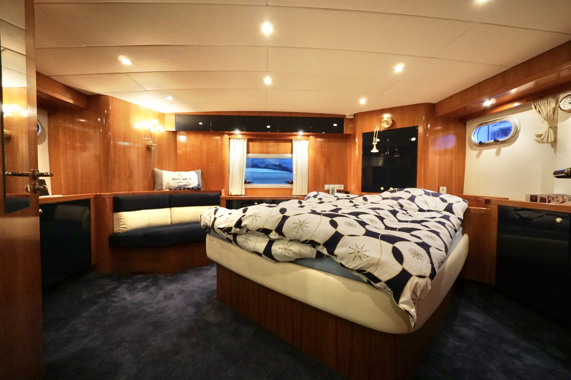 foto: 74 Van der Heijden Van der Heijden 17.00 Dynamic Deluxe VS