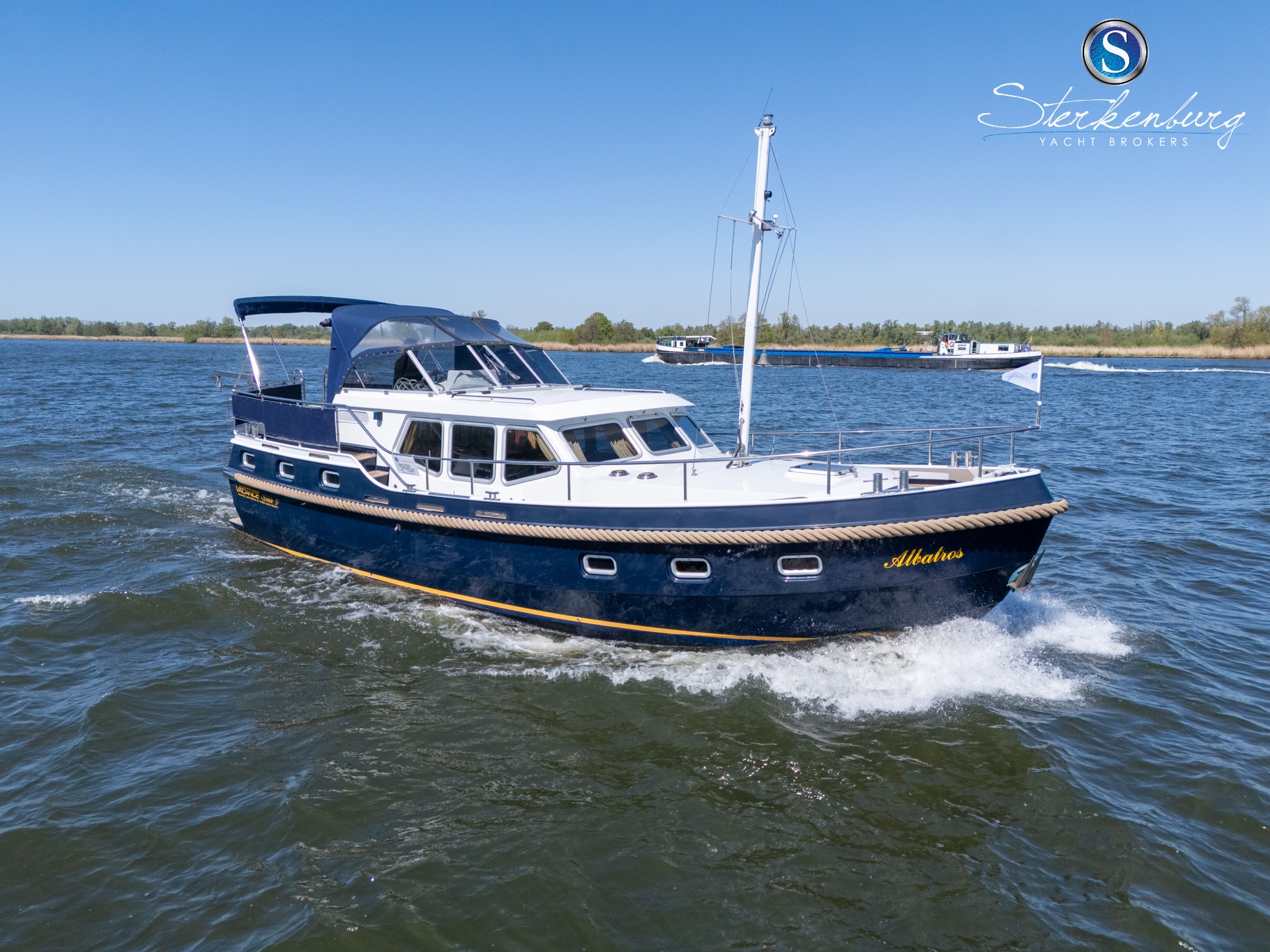 foto: 4 Vacance Solide 37