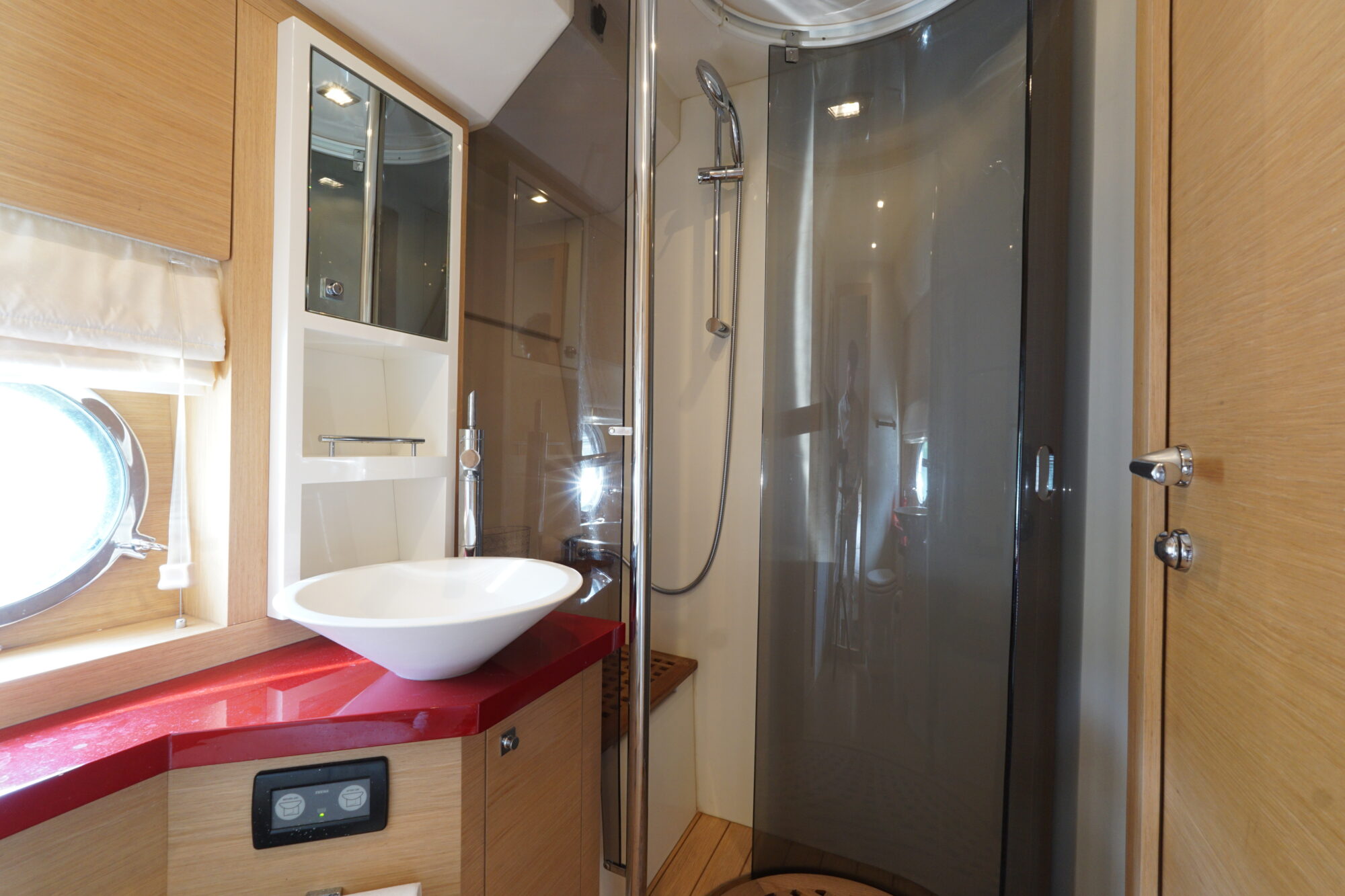 foto: 105 Sessa Sessa C52 HT